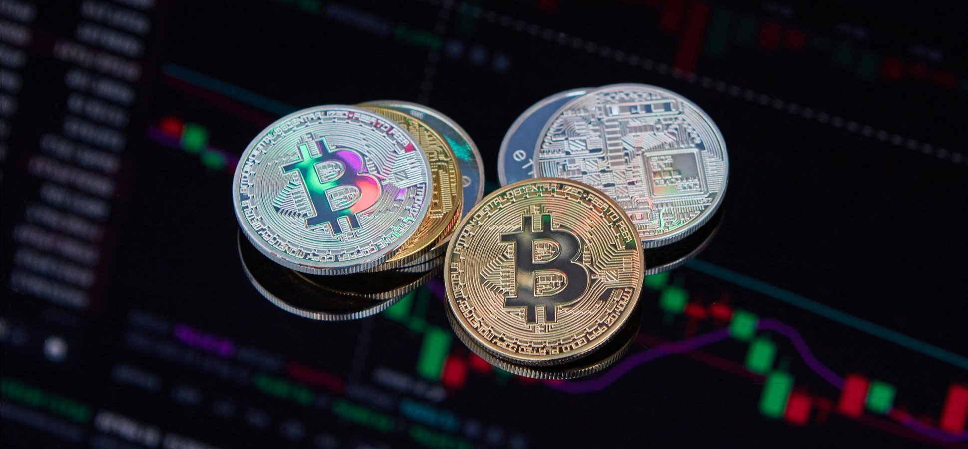 Bitcoin price surges past 79000 following US-Iran ceasefire extension April 2026