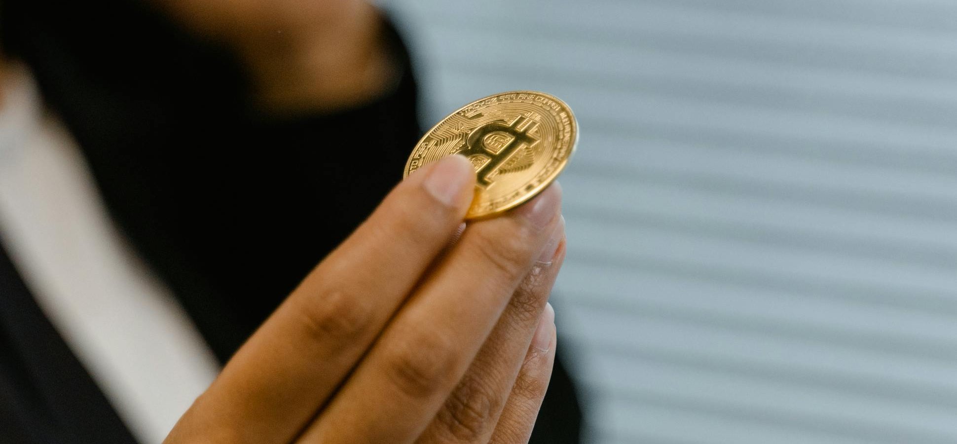 eToro Zengo crypto wallet acquisition self-custody