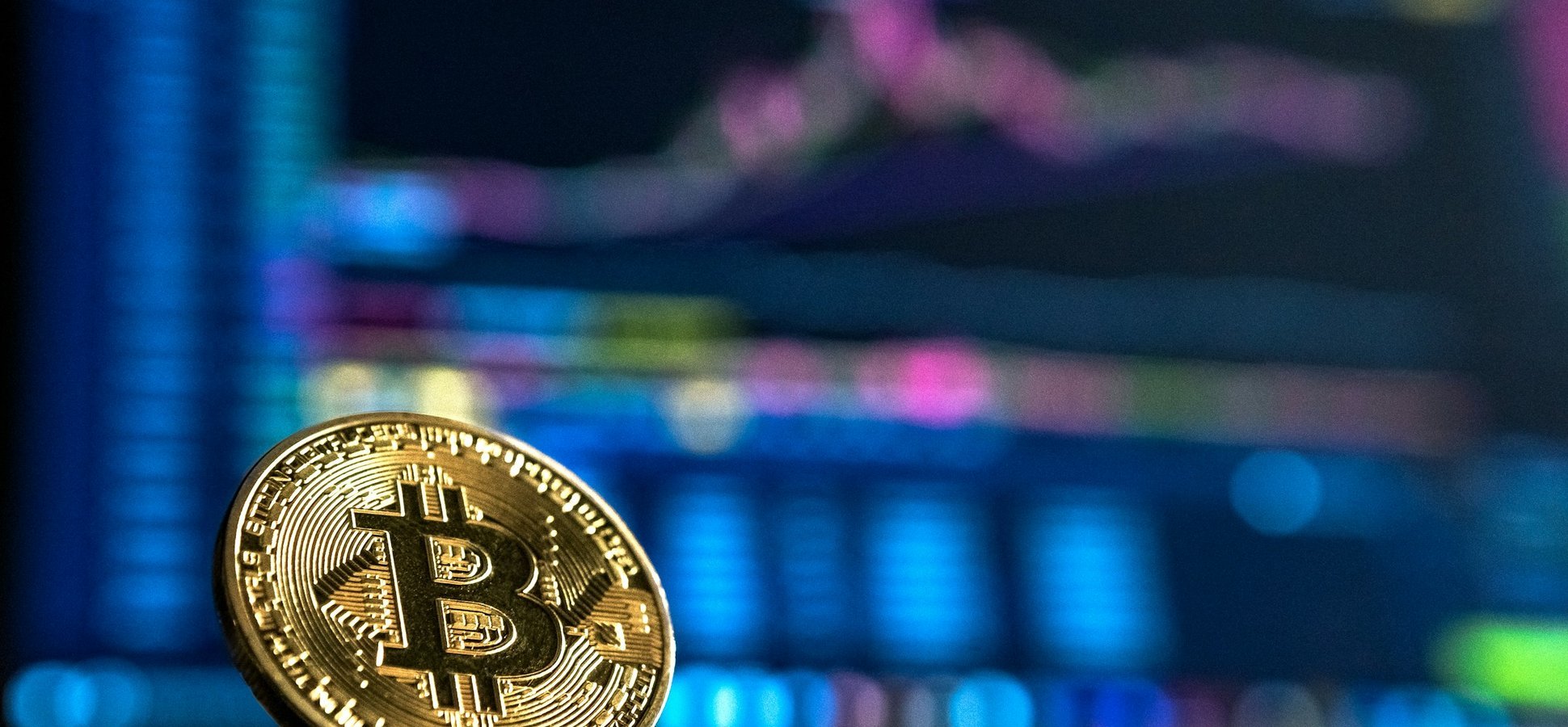 Bitcoin ETF outflow selloff with coin on a red market chart
